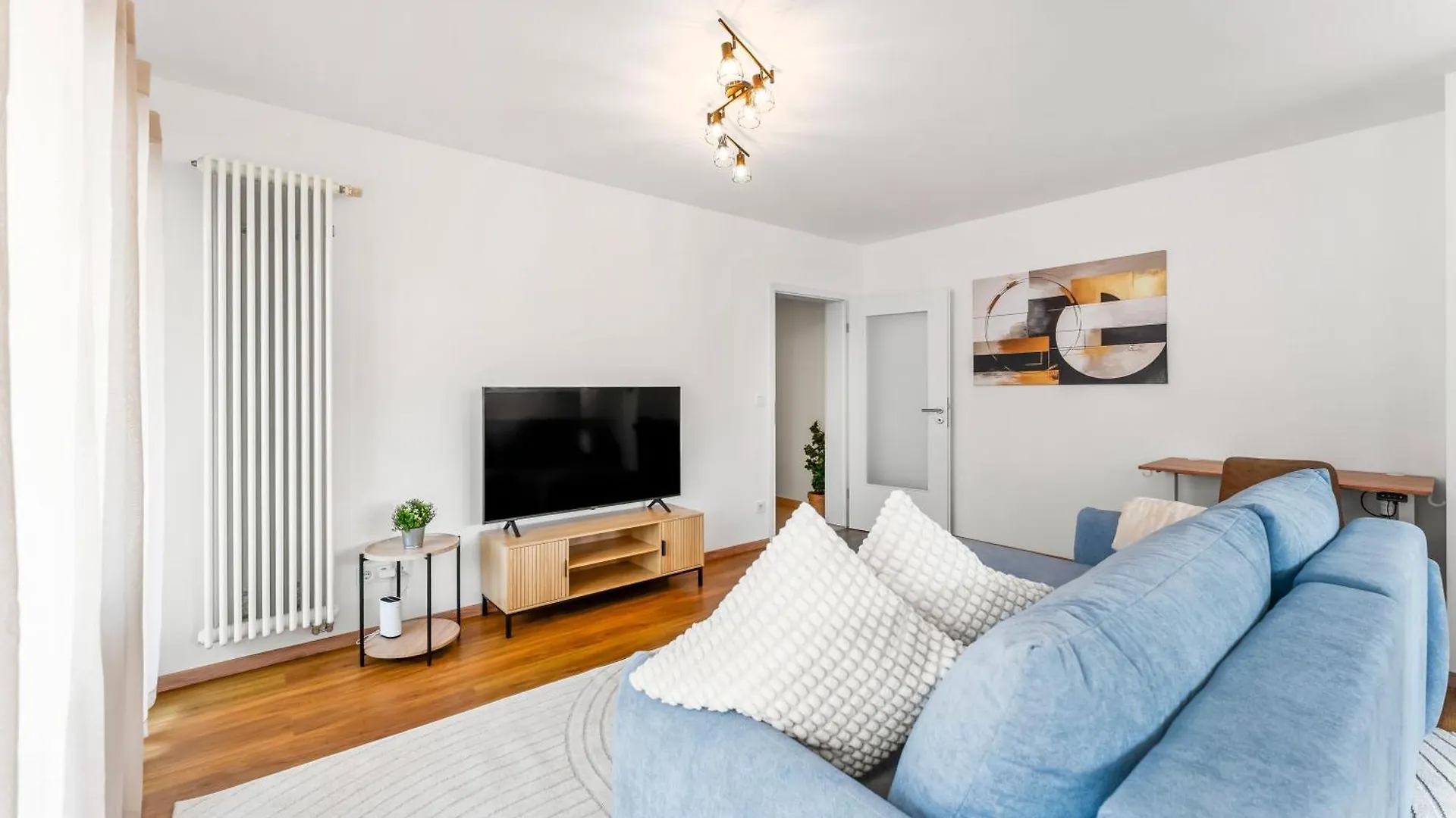 Nexstay Design Wohnung Mit Loggia Und Parkplatz Neumarkt in der Oberpfalz Almanya