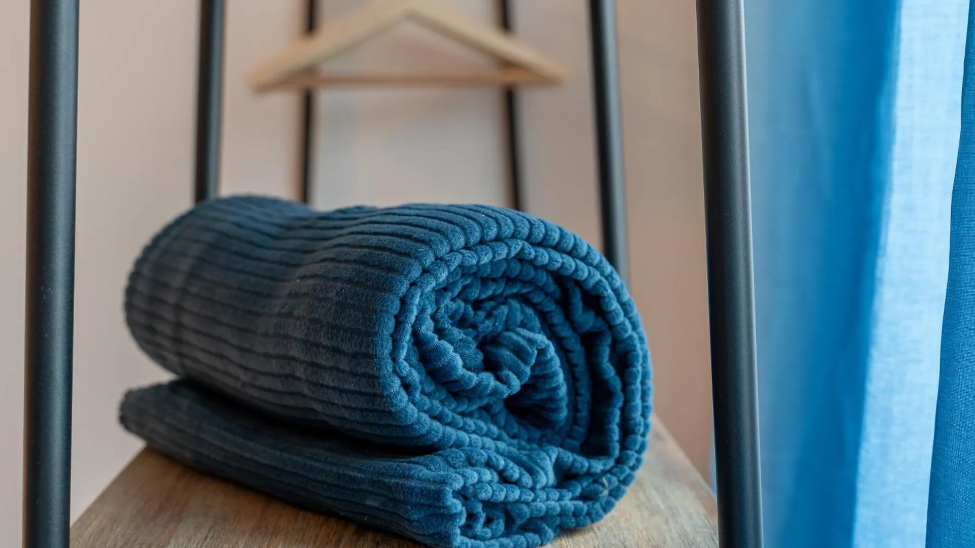 Nexstay Design Wohnung Mit Loggia Und Parkplatz Neumarkt in der Oberpfalz Daire